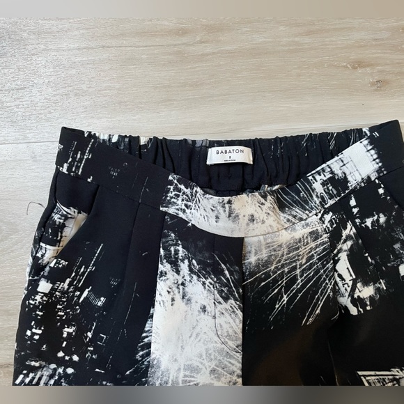Aritzia Babaton Cohen Black Printed Pants in size 2 - Picture 3 of 3
